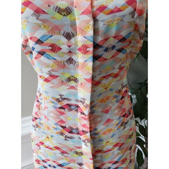 Cabi Avery Multicolor Round Neck Sleeveless Sheer Button Front Tunic Size Medium - Picture 3 of 14